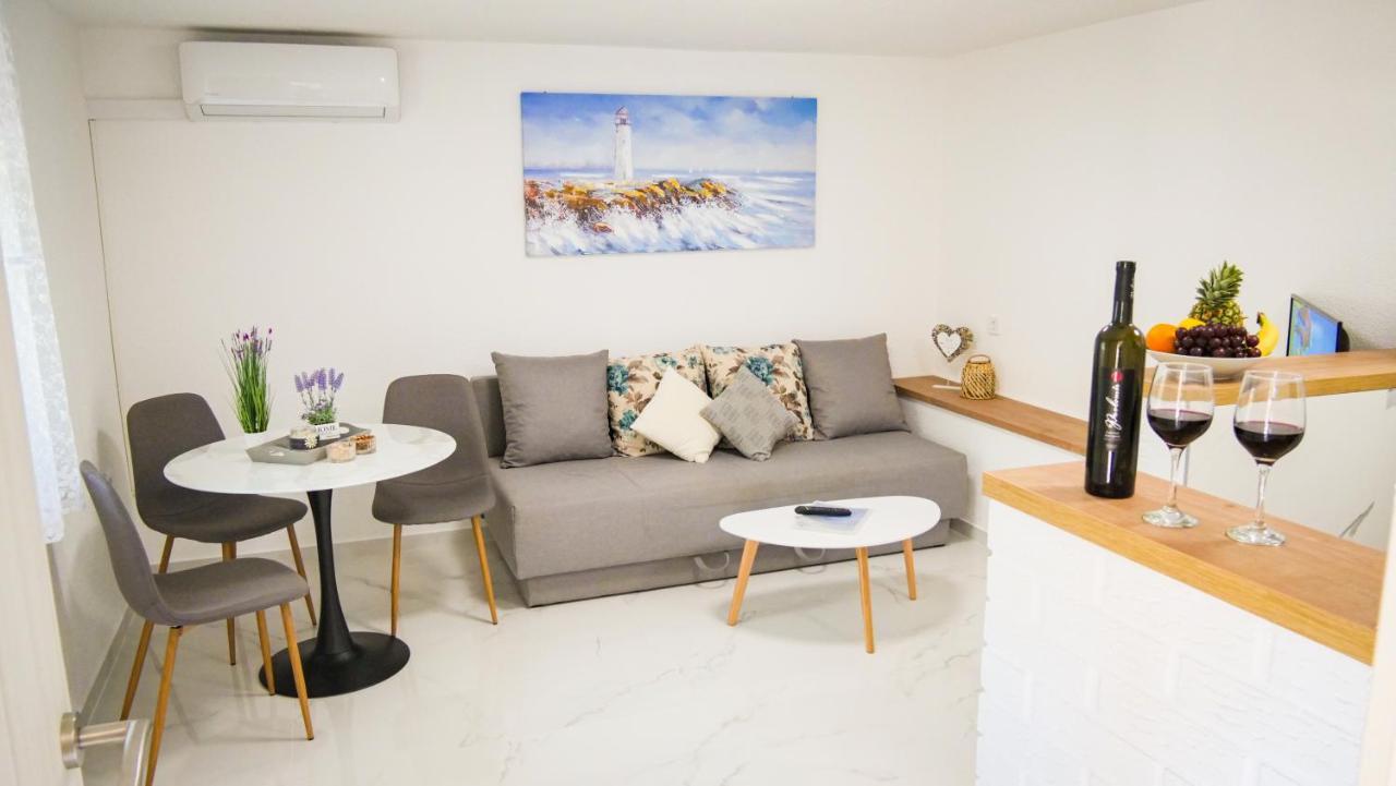 Peaceful & Sunny Apartments Trogir Exterior foto